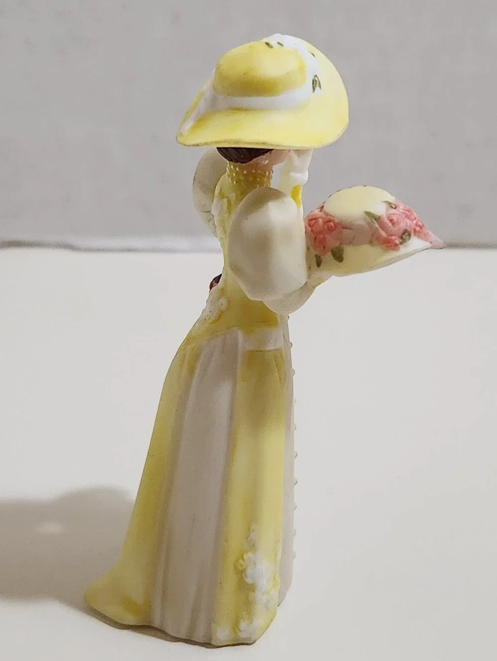Avon Collectibles Mrs. P.F.E. Albee 2005 Mini Ceramic Figurine w/ Dome & Base